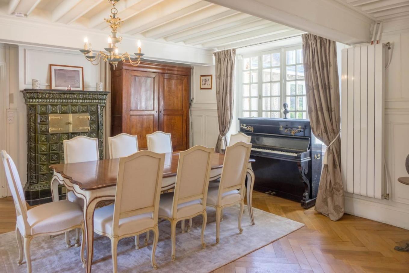 Maison Chaleureuse De 4 A 12 Personnes Neuville-aux-Bois Bagian luar foto